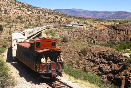 verde-canyon-rr-caboose
