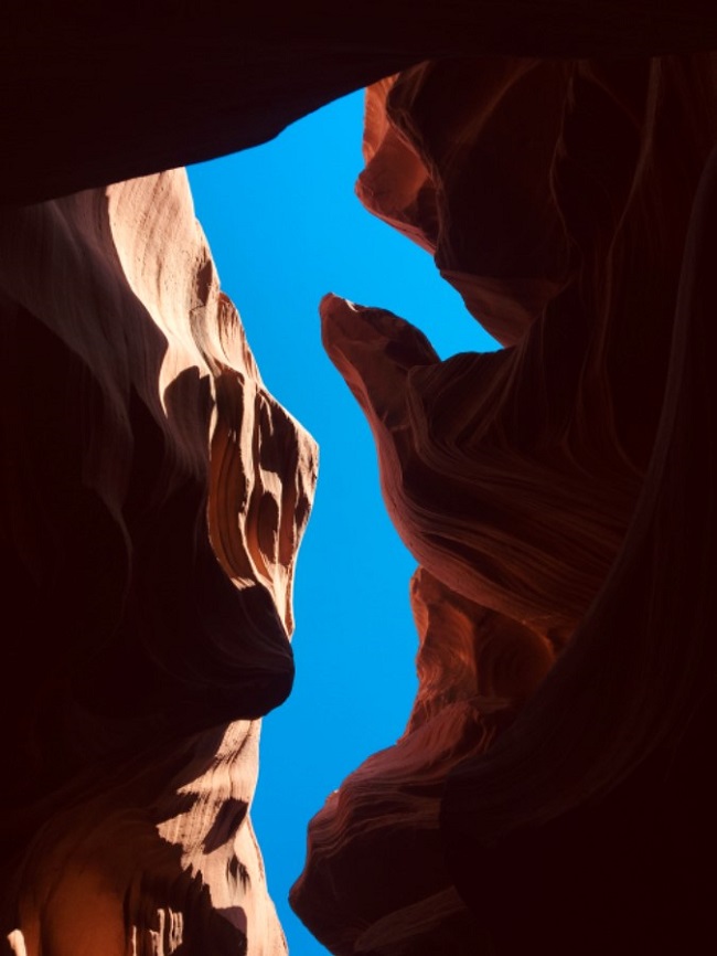 antelope canyon and horseshoe bend jpga fly in from below