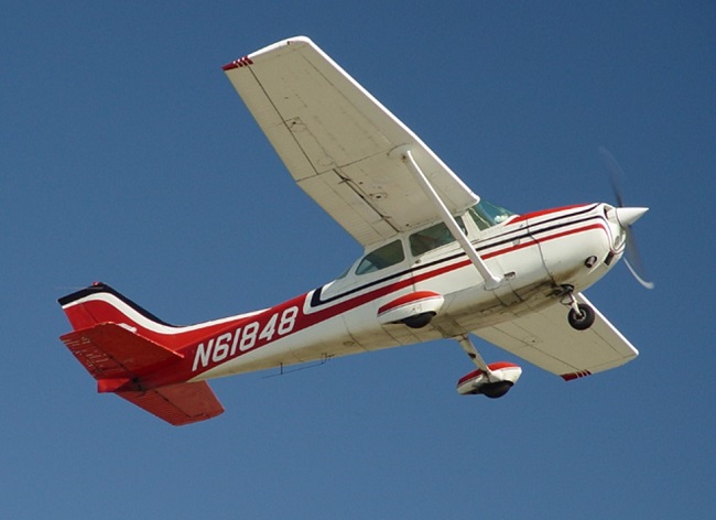 three old men and an airplane cessna 172 takeoff